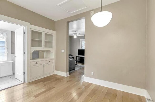 Building Photo - 1358 Fremont St