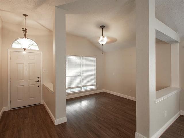 Building Photo - 3410 Ruidoso Ln