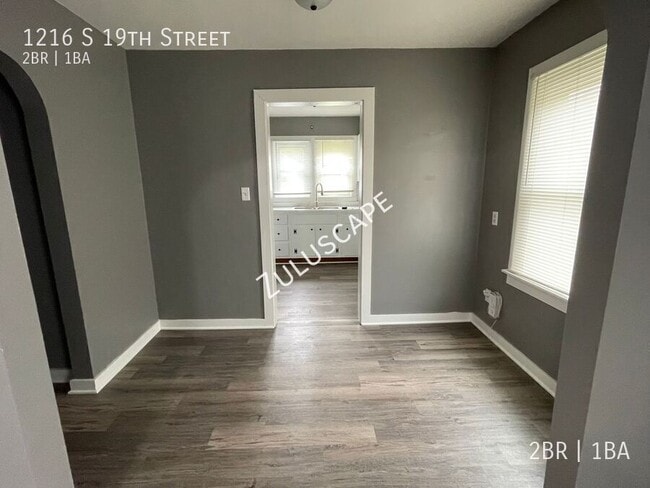 Building Photo - 1216 S 19th St
