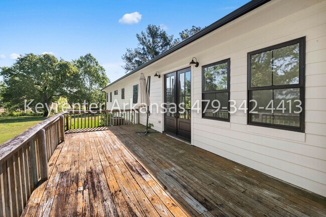 Building Photo - 4480 Trough Springs Rd