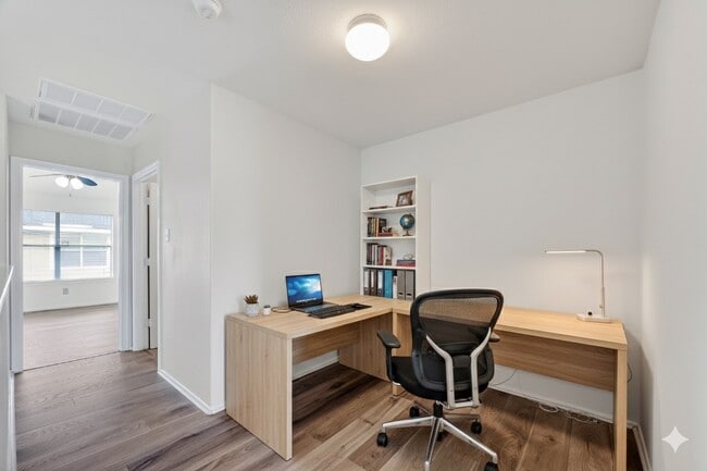 Building Photo - 16623 Newglen Ln