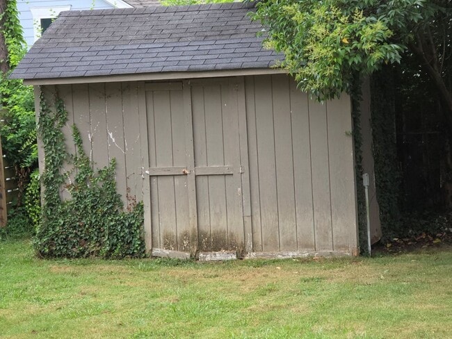 Building Photo - 356 Melbourne Ct
