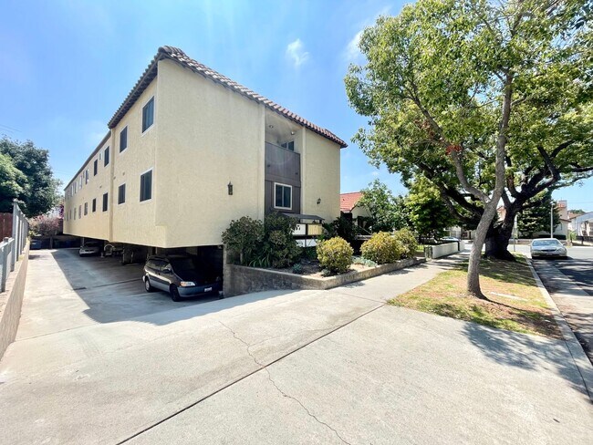 Building Photo - 204 La France Ave