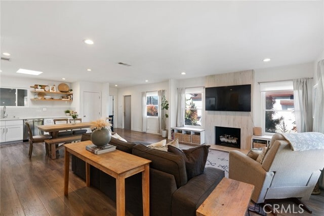 Building Photo - 7901 Flight Ave