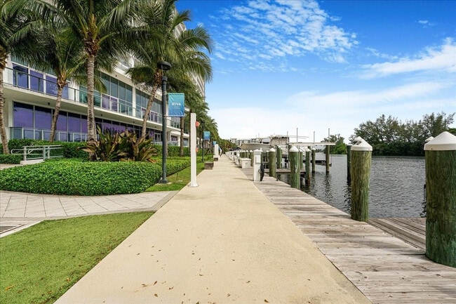 Building Photo - 1180 N Federal Hwy