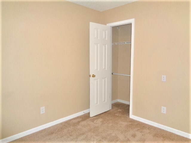 Building Photo - 7072 Parkbrook Ln