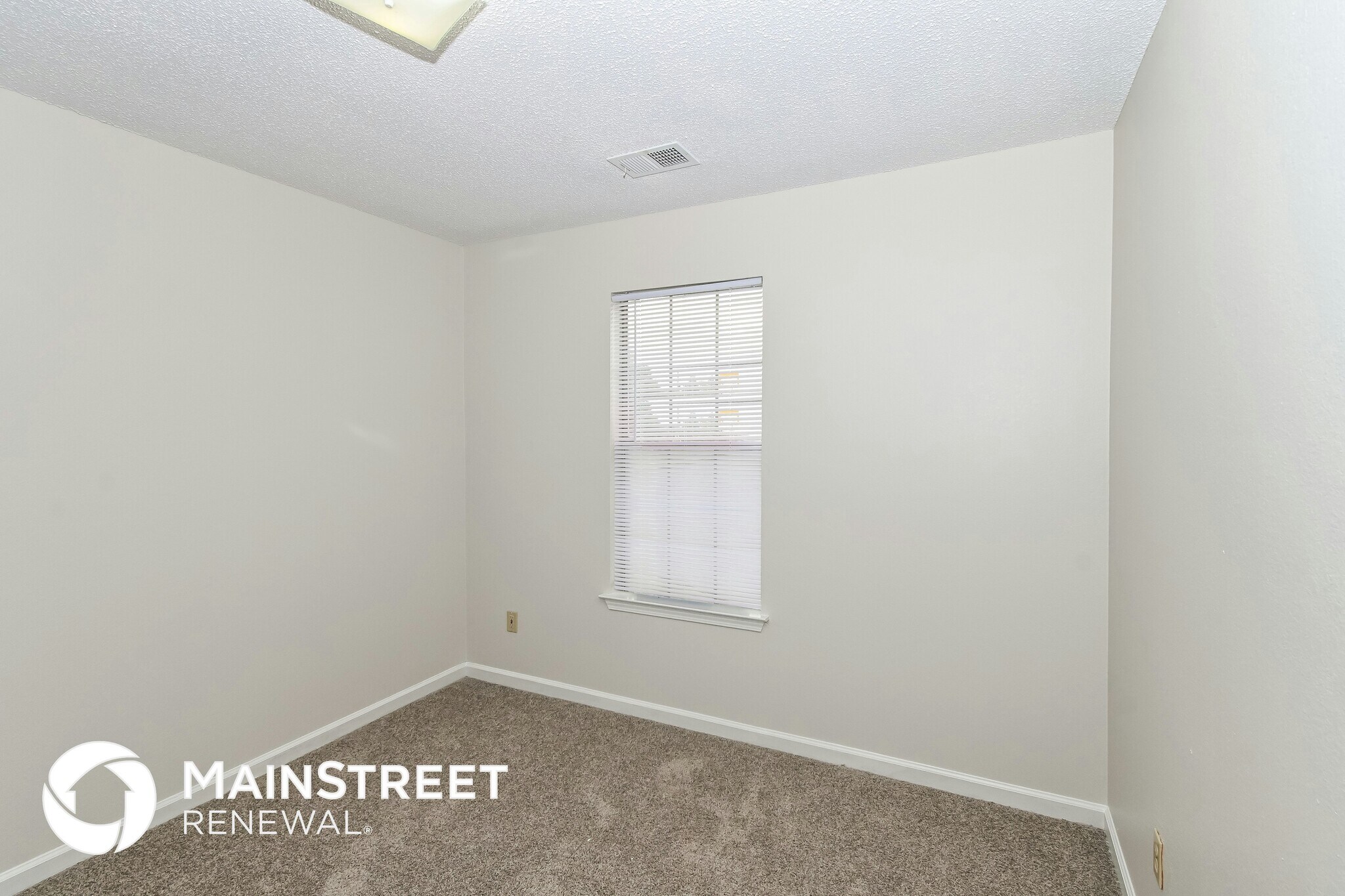 Building Photo - 1053 Scofield Dr