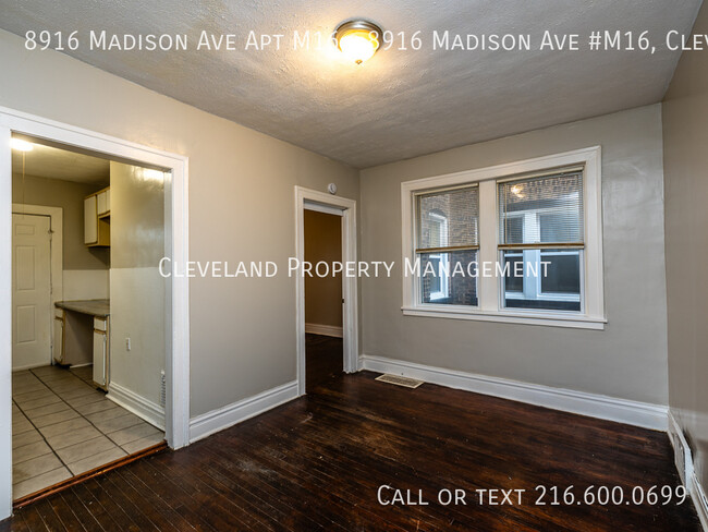 Building Photo - Madison Ave One Bedroom Apartment  *Special*