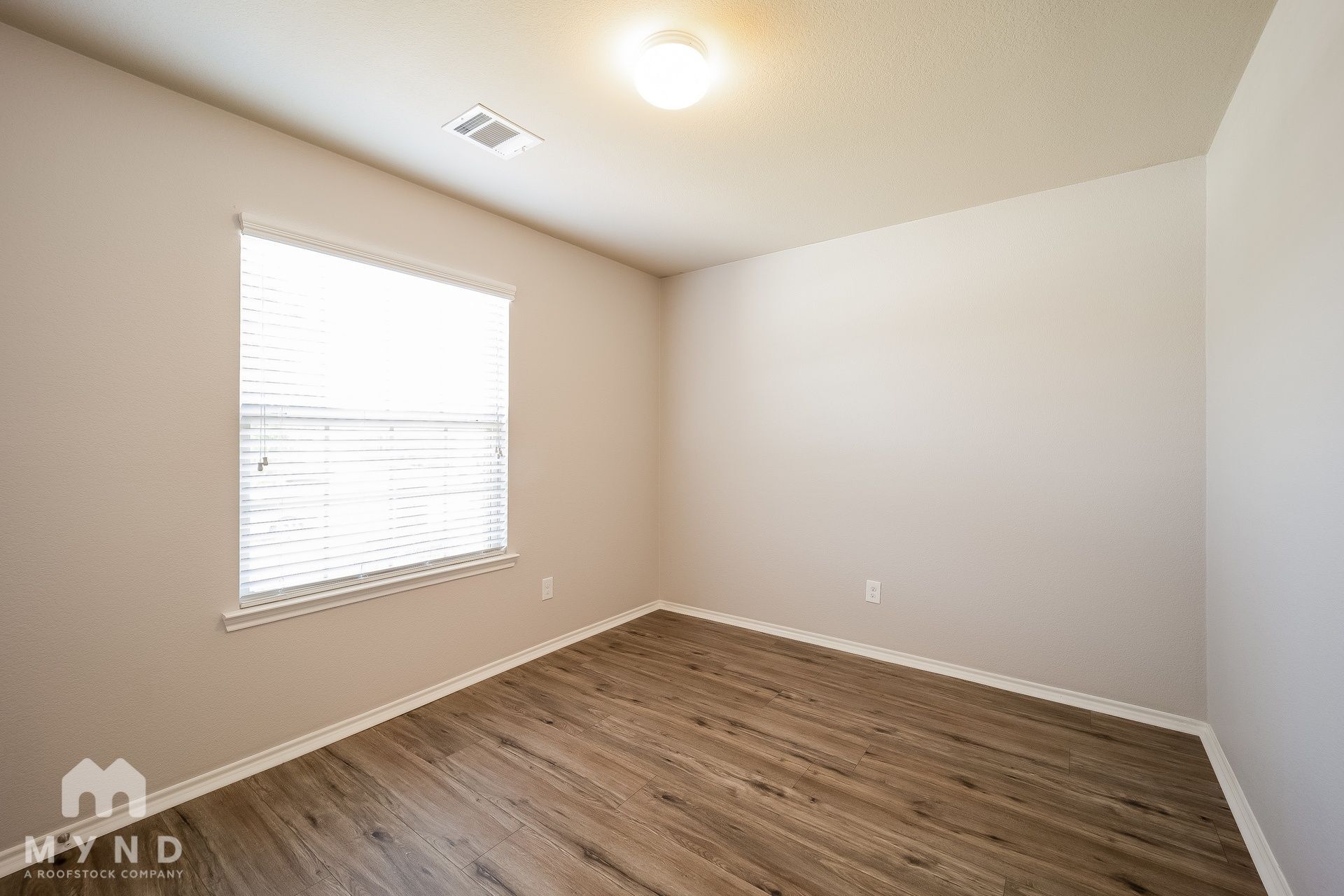 Building Photo - 1815 Arbordale Way