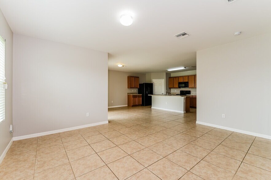 Building Photo - 25 SW 19th Terrace