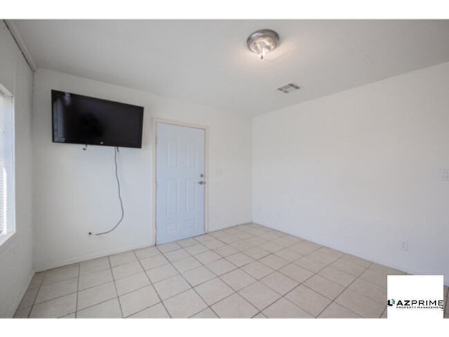 Building Photo - Step into comfort and simplicity with this...