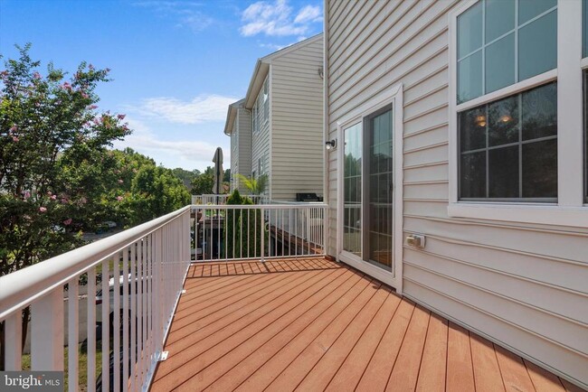 Building Photo - 43187 Loudoun Reserve Dr