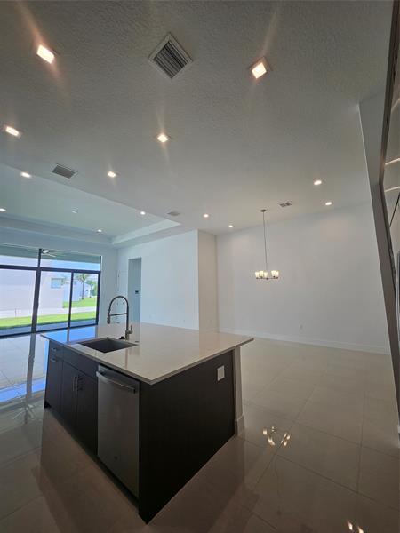Building Photo - 9421 Tulip Leaf Ct