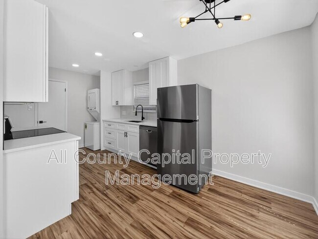 Building Photo - 3432 Willowrun Dr