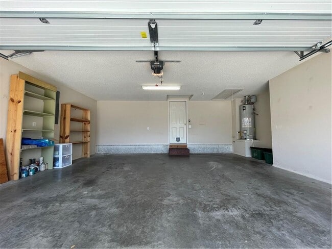 Building Photo - 2770 N Ashbrook Dr