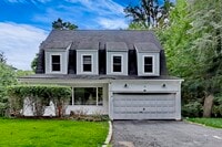 Building Photo - 24 Merrifield Way