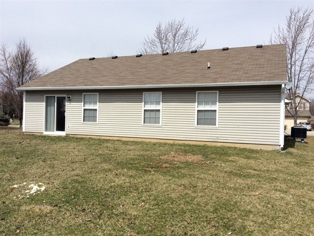 Building Photo - 10313 Cerulean Dr