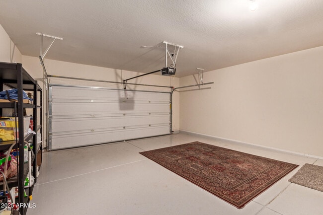 Building Photo - 10623 E Sunflower Ct