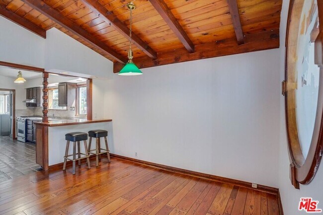 Building Photo - 2225 Baxter St