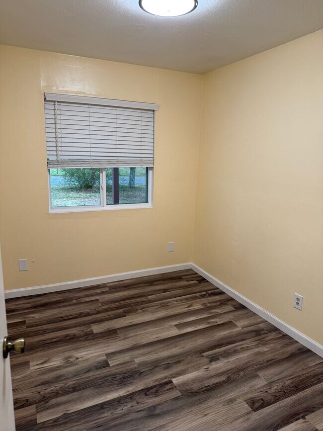 Building Photo - 2571 Plumas Arboga Rd