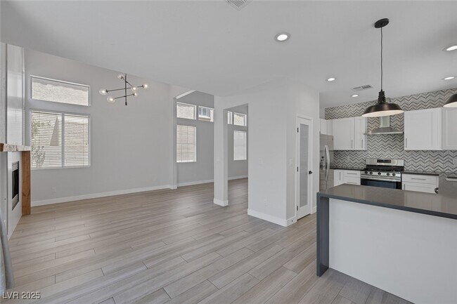 Building Photo - 1838 Thunder Mountain Dr