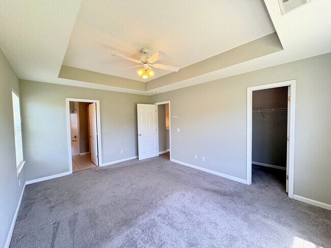 Building Photo - Welcome To Edgefield