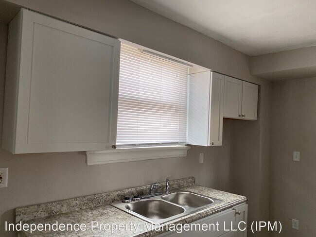 Building Photo - 3 br, 1 bath House - 22 Glen Este Pl,