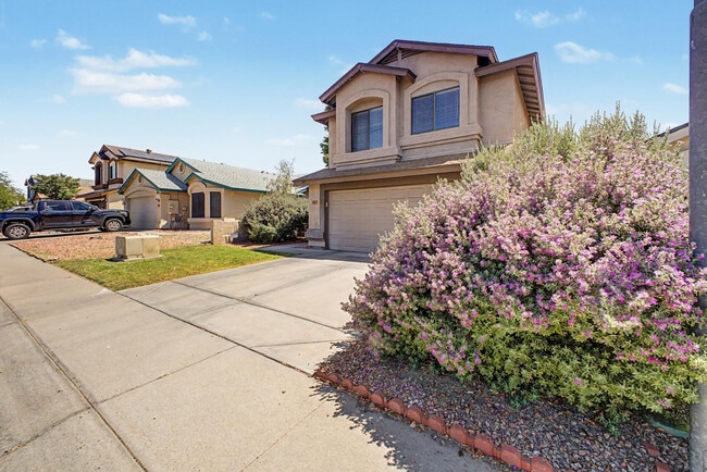 Building Photo - 761 E Rosemonte Dr