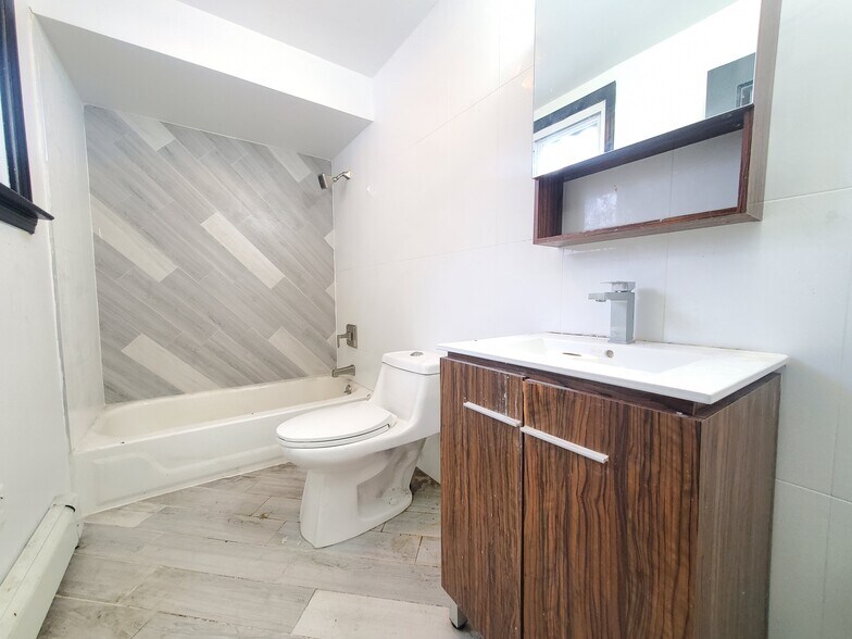 93 Garden Ave 1R - 97 Garden St