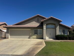 Building Photo - 45270 Sunbrook Ln