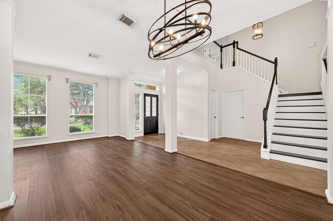 Building Photo - 12831 Dove Point Ln