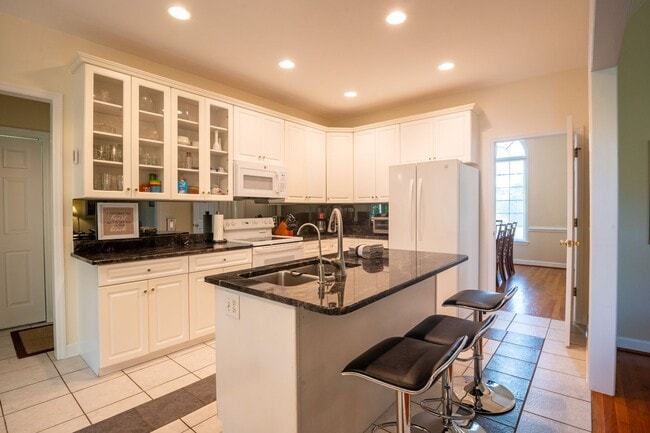 Building Photo - AVAILABLE HOME AUGUST '26 - MAY '27 @ ST. JAMES PLANTATION