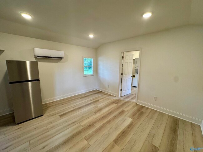 Building Photo - 28217 Shannon Dr
