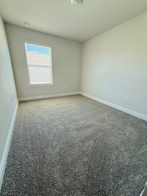 Building Photo - 5676 Sandy Walk St