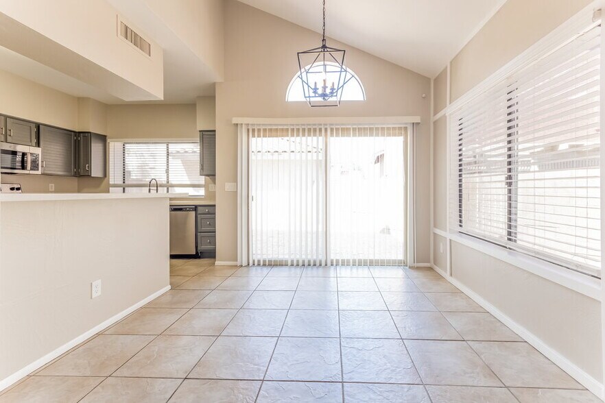 Building Photo - 25 W Gary Ave