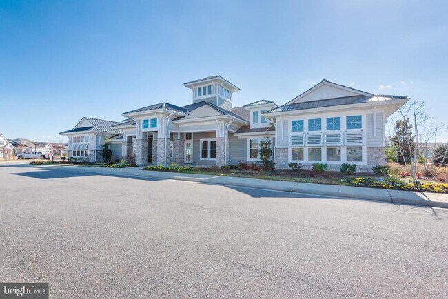 Building Photo - 858 Moorings Cir