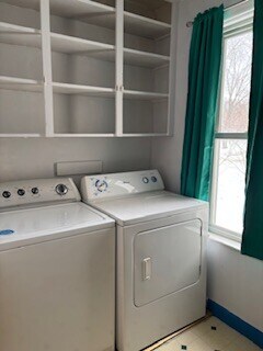 Building Photo - 303 Cobban St