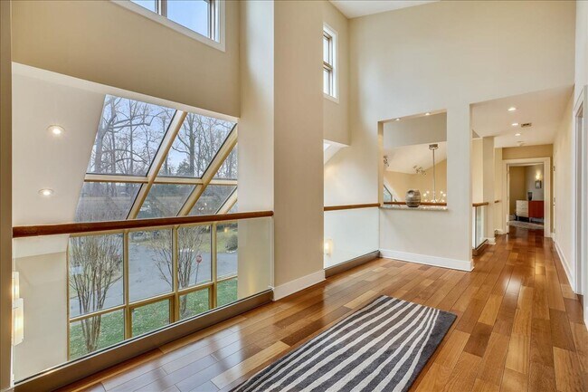 Building Photo - INCREDIBLE 6BR Home in Cabin John. Priced ...