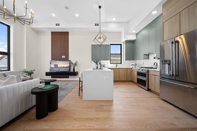 Building Photo - 27 Graham St