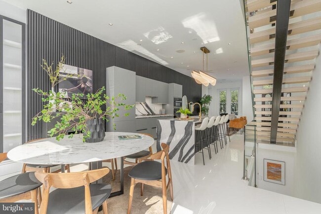 Building Photo - 1604 13th St NW