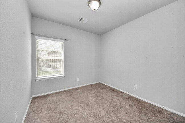 Building Photo - 31538 Eldorado Ln