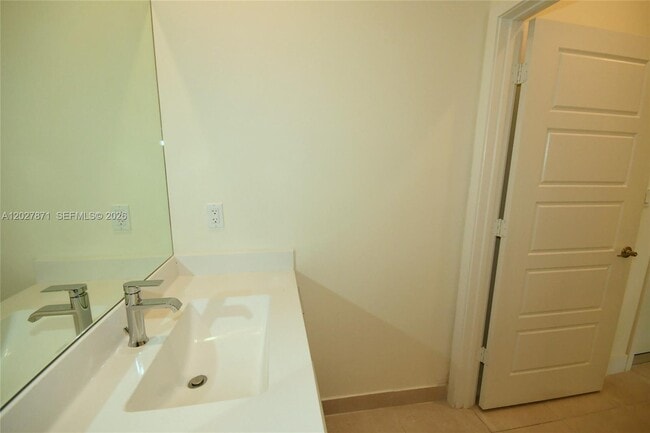 Building Photo - 4700 NW 84th Ave