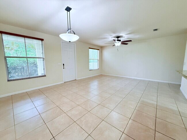 Building Photo - 4668 Monarch Way