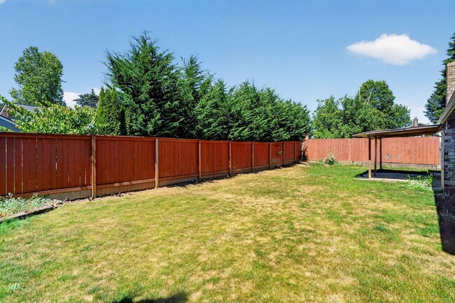 Building Photo - 3 Bedroom Ranch