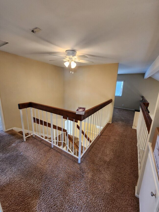 Building Photo - 3 BR Home Plus Loft Area in Rancho Penasquitos
