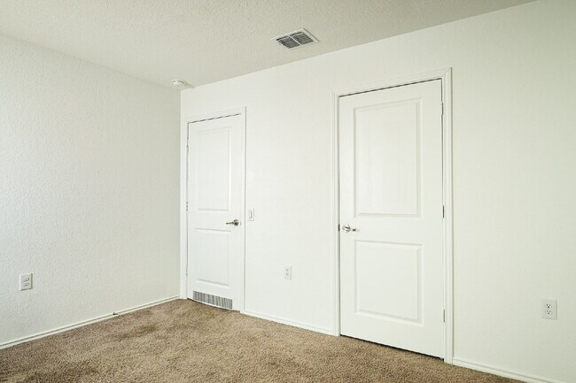 Building Photo - 10022 Kersey Ml