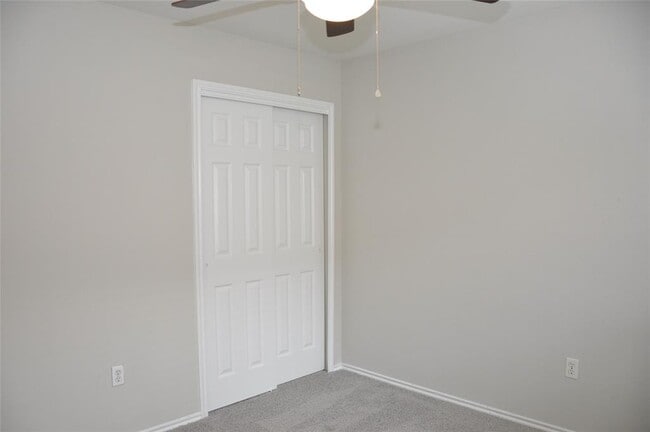 Building Photo - 12817 Paloma Blanca Way