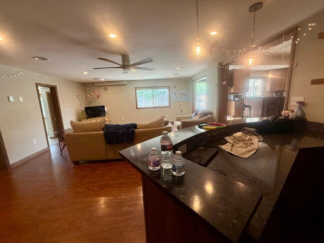 Building Photo - Spacious Remodeled Single Family Ranch Home in Golden!