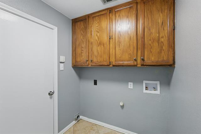 Building Photo - 4204 Crescent Dr