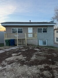 Building Photo - 2528 Wayne St